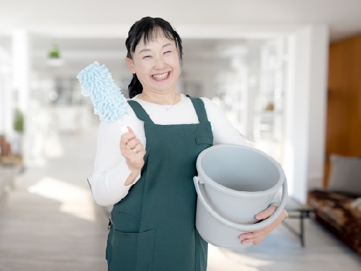 【週2日以上＆1日4時間】学校内の《清掃スタッフ》日中のスキマ時...