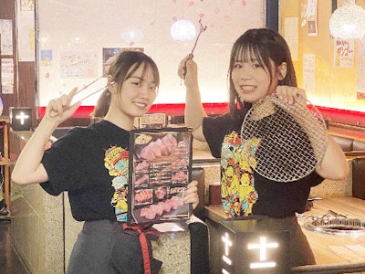 熱烈カルビ 港南台店【21】の求人画像