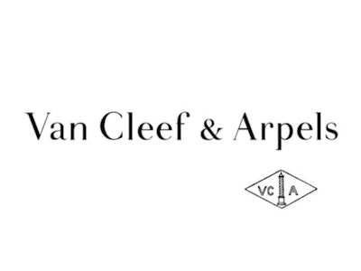 主婦(夫)が活躍中のジュエリー販売