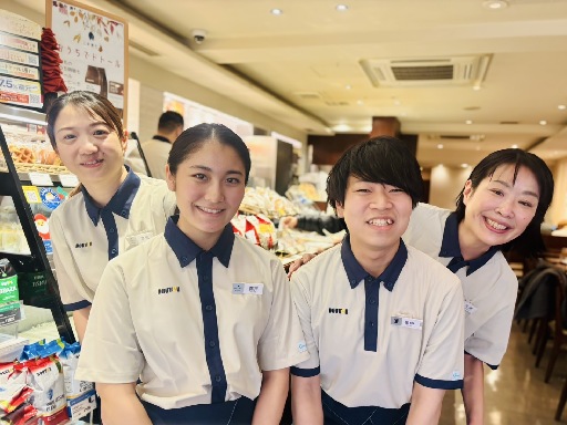 雑色駅すぐ！【週2日～＆短時間でもOK】ドトールのカフェスタッフ...