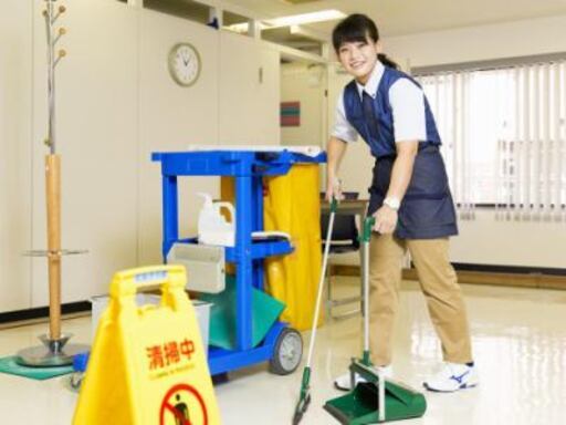 【平日のみ＆朝の短時間♪】オフィスビルの清掃スタッフ／かけもち可...