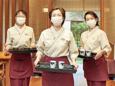 週2日～の懐石料理店でのホールスタッフ