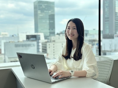 婚活業界での広報・PRスタッフ