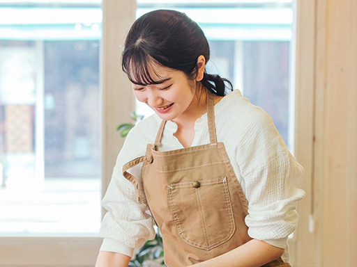 【主婦さん多数活躍中】朝5～10時までの簡単お仕事♪同世代ママ仲...