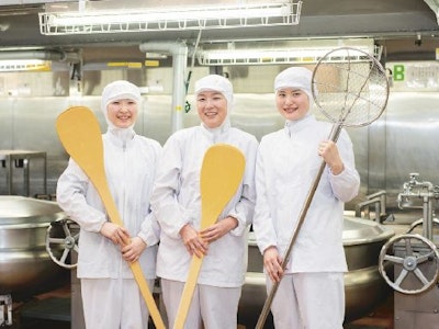 学校給食の調理師・栄養士 