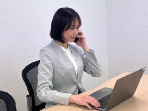 【人事労務・経験者募集】月収24万可／土日祝休／ブランク歓迎！「...