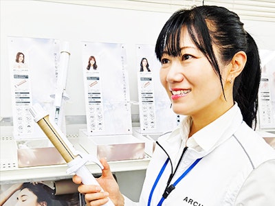 未経験歓迎の理美容家電の販売員