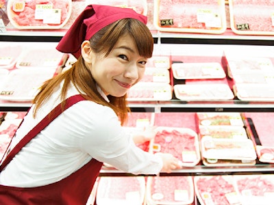 業務スーパーでのパック詰め・値札貼り・品出し