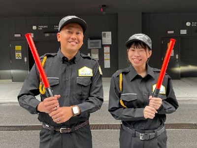 17時まで勤務OKの交通誘導警備、イベント警備、案内スタッフ