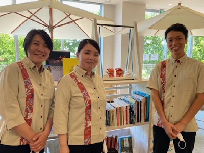 主婦(夫)が活躍中のフロントスタッフ