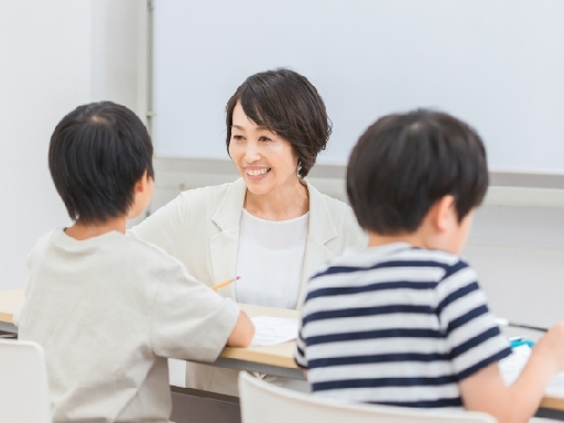 【週1・4時間～】幼児教室の授業アシスタント（プリントの丸付けや...