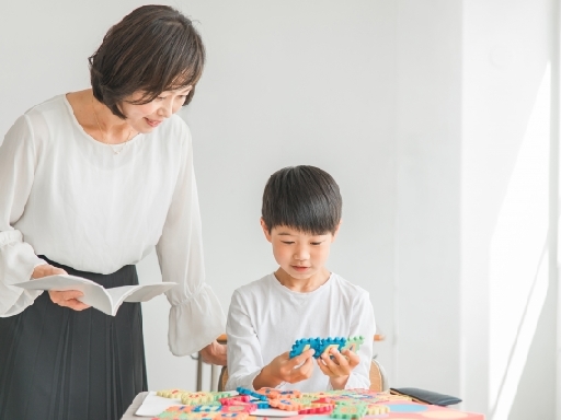 【週1・4時間～】幼児教室の授業アシスタント（プリントの丸付けや...