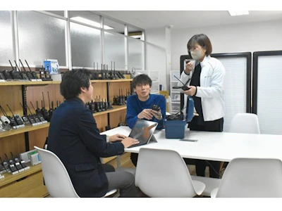 無線機メーカー代理店の営業事務