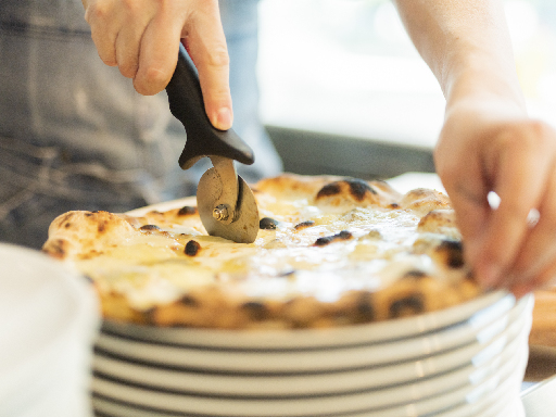 【日比谷駅直結】ランチのみ◎週3日～OK！自家製チーズがウリのお...