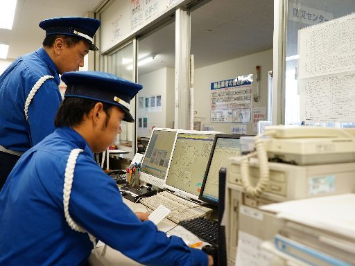 【オフィスビル巡回スタッフ】未経験・ブランクOK☆40代・50代...