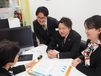 木場駅前保険相談会社のバックオフィススタッフ