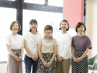 美容師（カラーリスト）