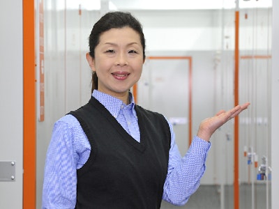 トランクルームの受付・案内スタッフ