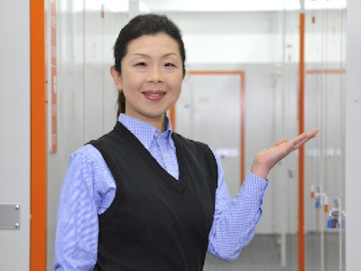 トランクルームの受付・案内スタッフ