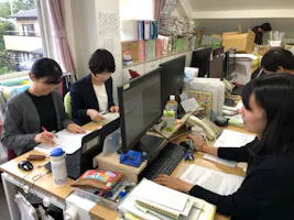 東京都 イラストレーター グラフィックデザイナーの主婦に嬉しいパート アルバイト求人が見つかる しゅふjobパート